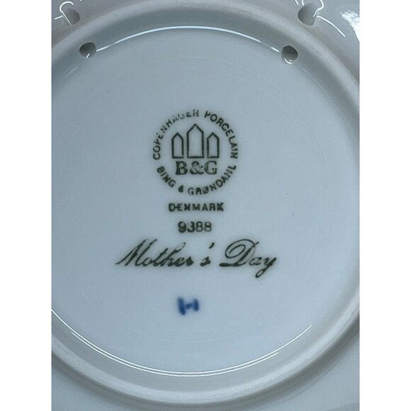 Bing & Grondahl Copenhagen 1988 Mors Mother's Day Crested Plover & Chicks Plate - Picture 3 of 4